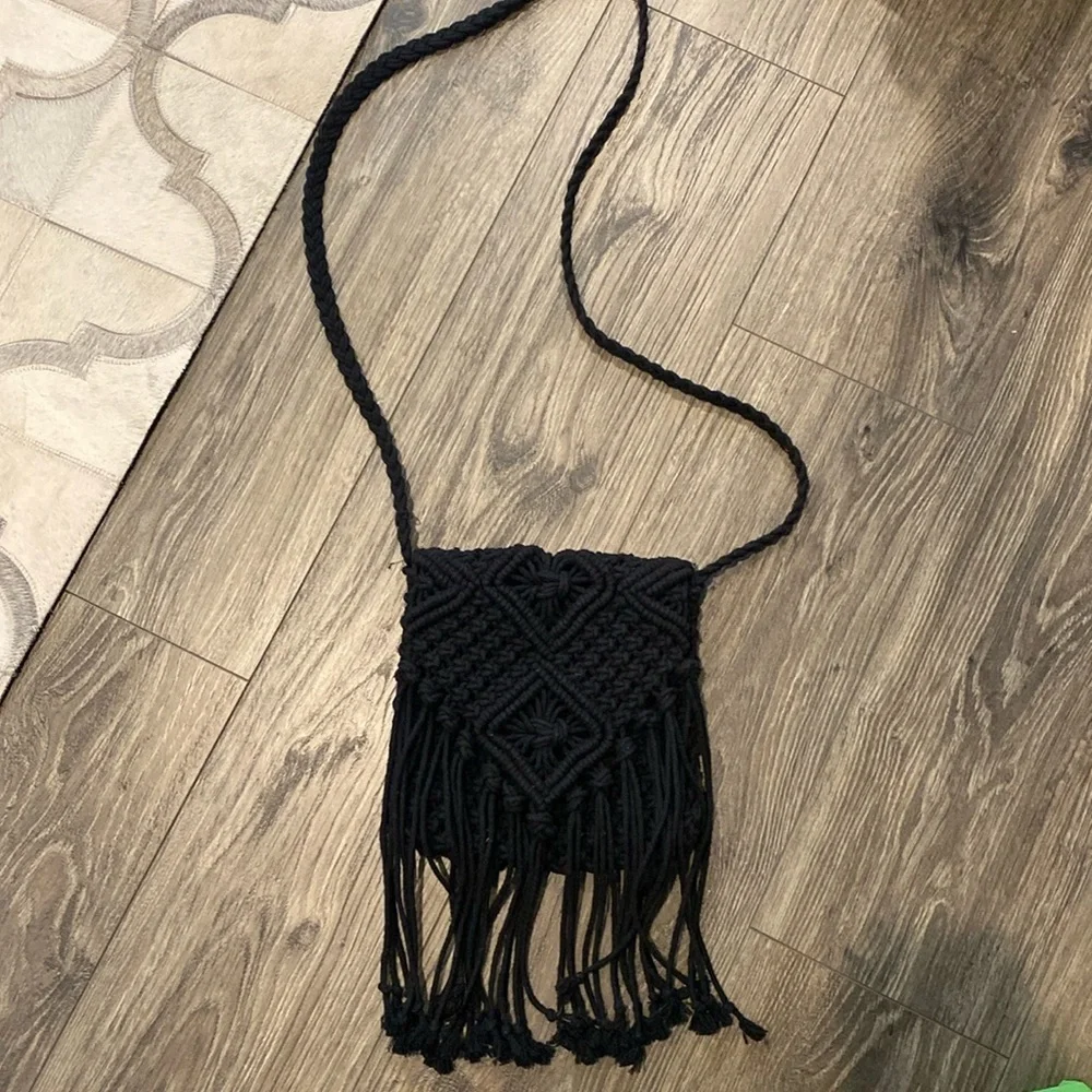 MACRAME SMALL BLACK PURSE WITH FLAP AND FRINGE